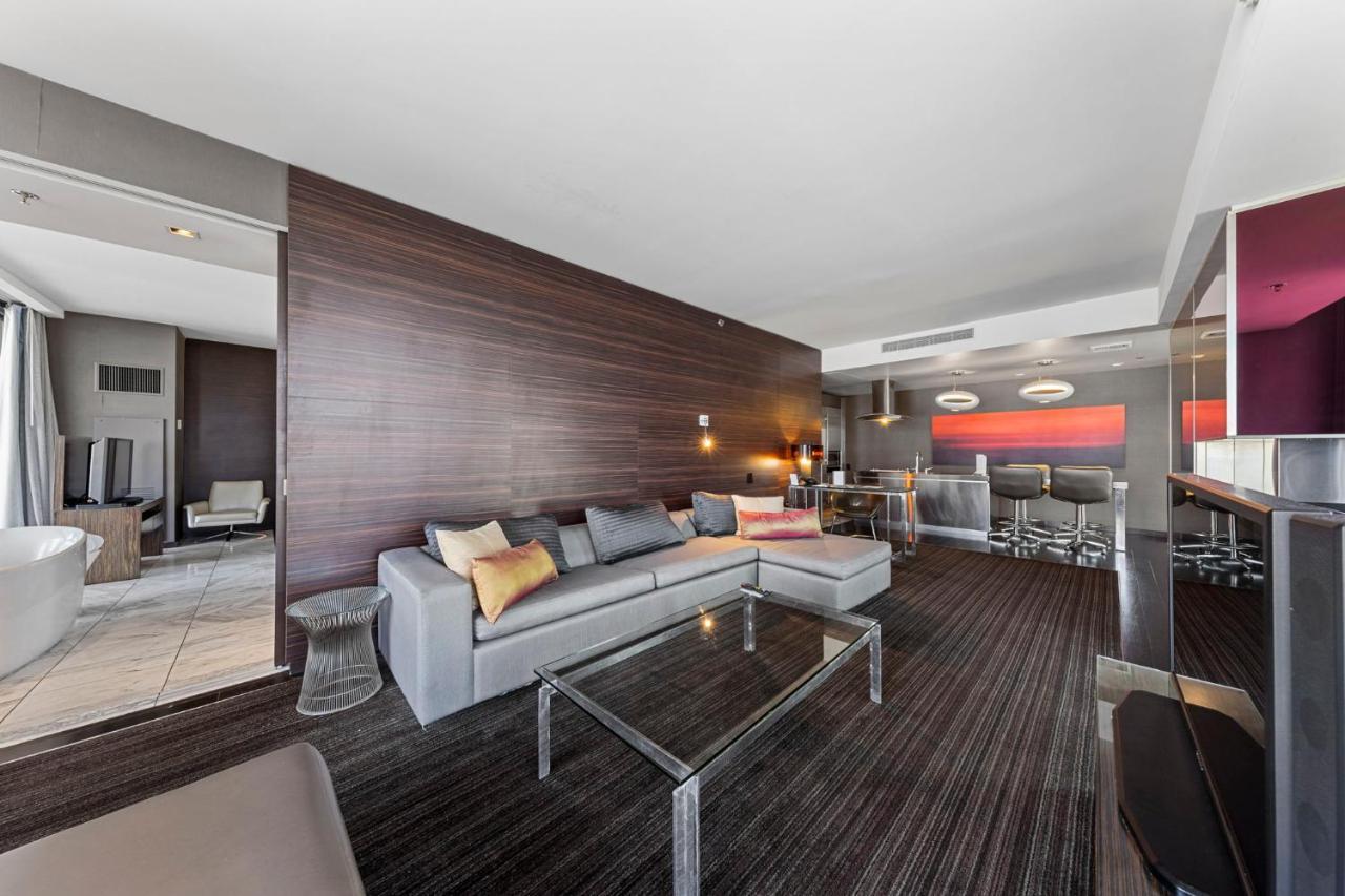 Huge Modern Luxury 17 Floor Panoramic Corner Suite With Open Balcony 라스베이거스 외부 사진