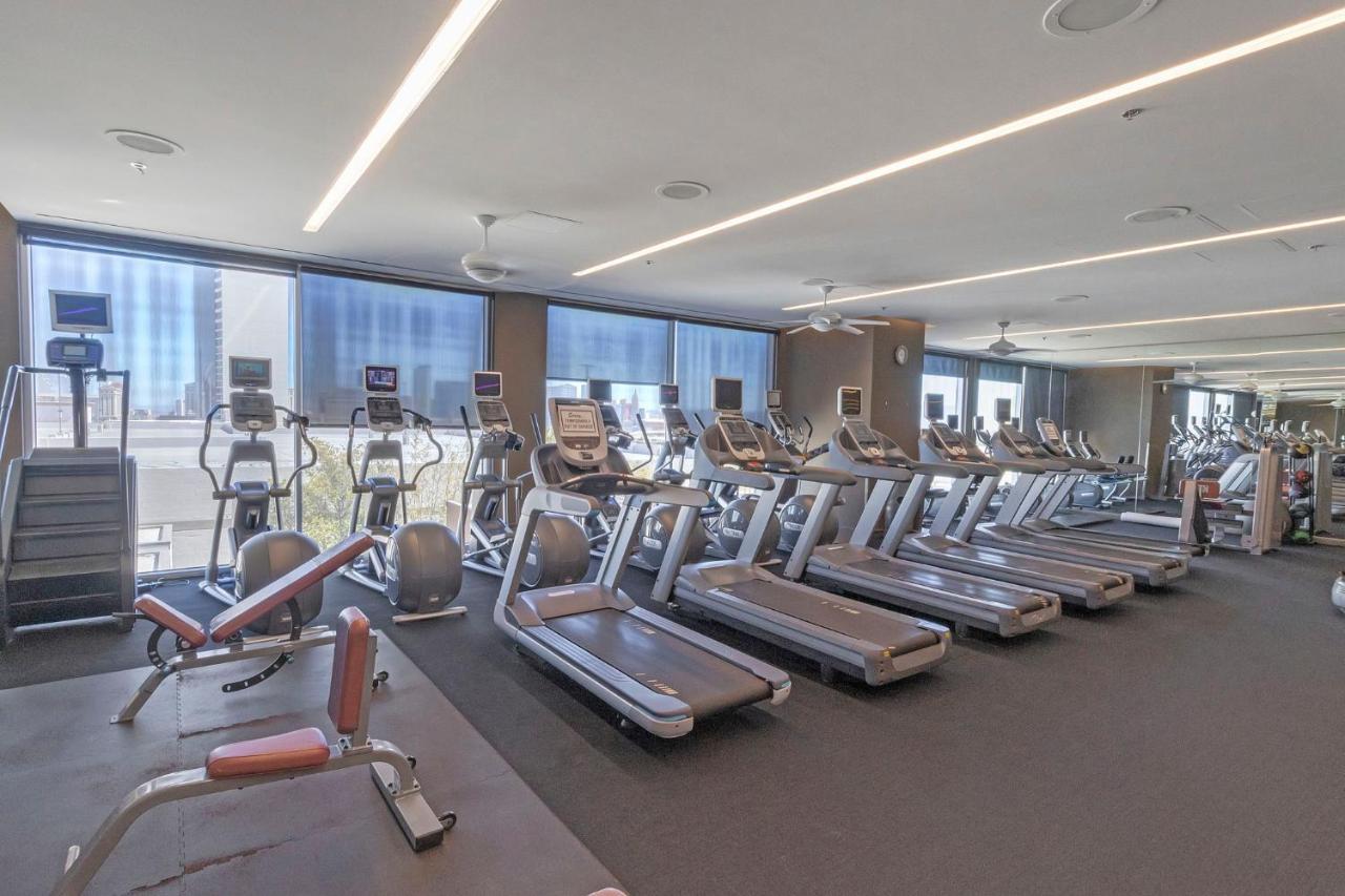 Huge Modern Luxury 17 Floor Panoramic Corner Suite With Open Balcony 라스베이거스 외부 사진