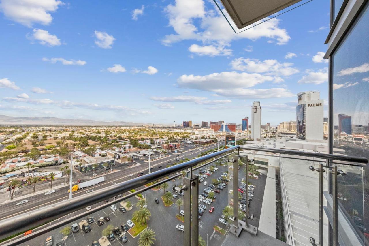 Huge Modern Luxury 17 Floor Panoramic Corner Suite With Open Balcony 라스베이거스 외부 사진