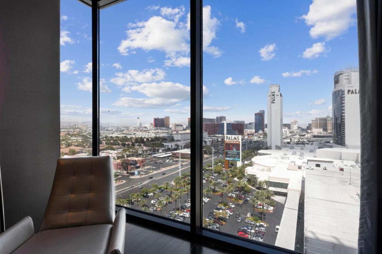 Huge Modern Luxury 17 Floor Panoramic Corner Suite With Open Balcony 라스베이거스 외부 사진